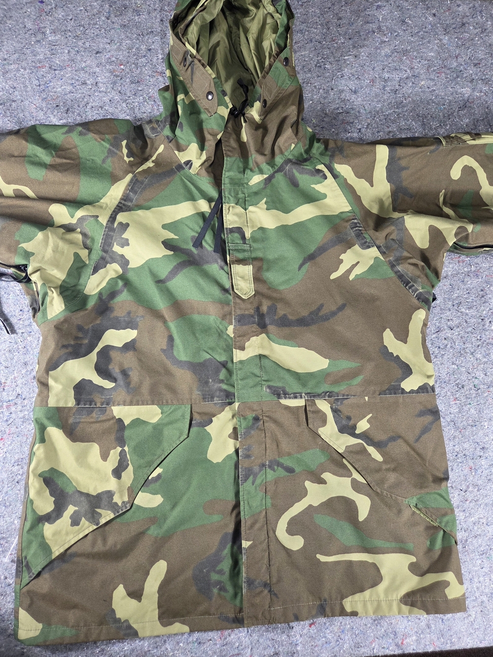 Vintage 1992 US Army ECWCS Gen 1 Camo Parka M Regular